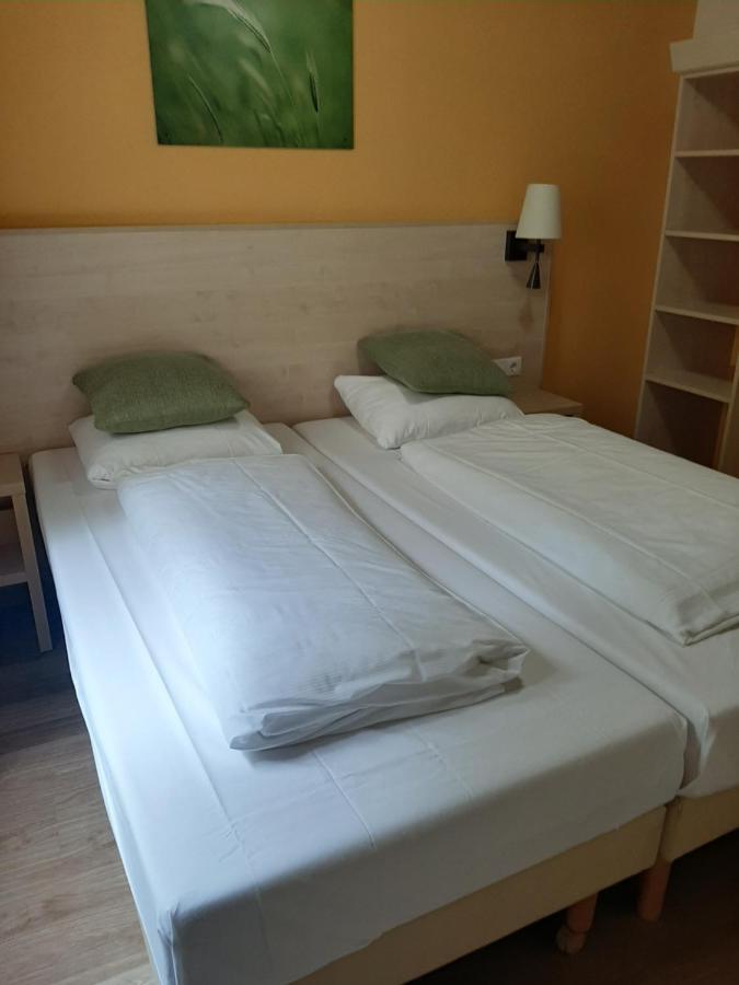 Gasthof Zur Querenburg Munden  Luaran gambar